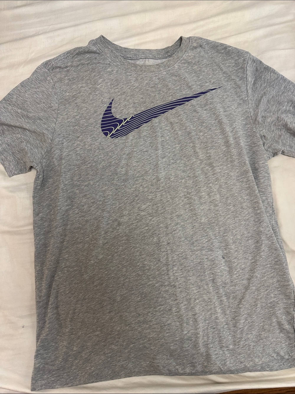 Nike Grey Short-Sleeve Tee with Navy Patterned Swoosh